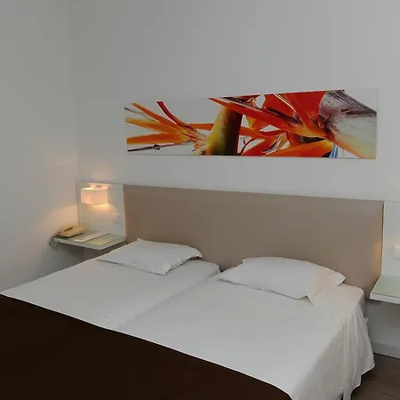 Dorisol Estrelicia 3* Funchal (Madeira)