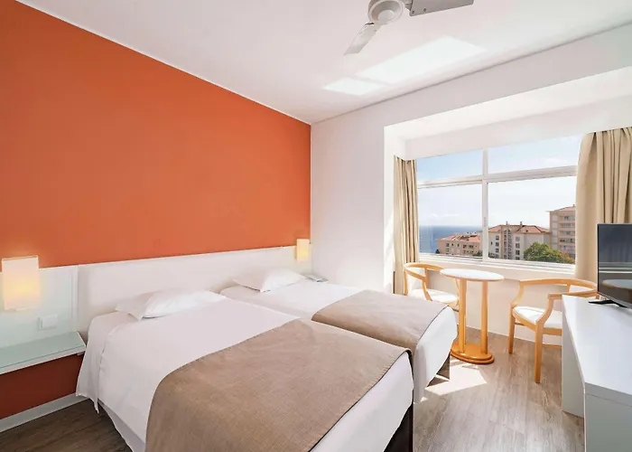 Hotel Dorisol Estrelicia 3*